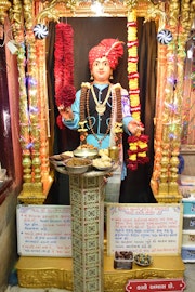 Vadtal Temple Murti Darshan