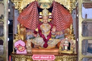 Vadtal Temple Murti Darshan