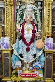 Vadtal Temple Murti Darshan