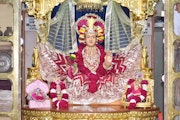 Vadtal Temple Murti Darshan