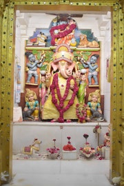 Vadtal Temple Murti Darshan
