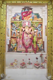 Vadtal Temple Murti Darshan
