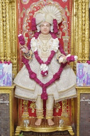 Vadtal Temple Murti Darshan