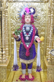 Vadtal Temple Murti Darshan