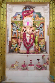 Vadtal Temple Murti Darshan