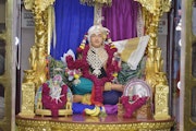 Vadtal Temple Murti Darshan