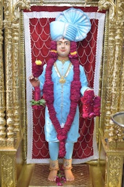 Vadtal Temple Murti Darshan