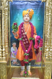 Vadtal Temple Murti Darshan
