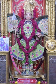 Vadtal Temple Murti Darshan