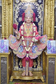 Vadtal Temple Murti Darshan