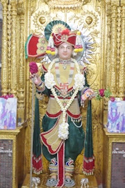 Vadtal Temple Murti Darshan
