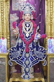 Vadtal Temple Murti Darshan