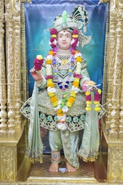Vadtal Temple Murti Darshan