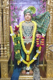 Vadtal Temple Murti Darshan