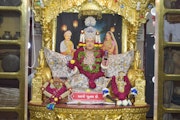 Vadtal Temple Murti Darshan