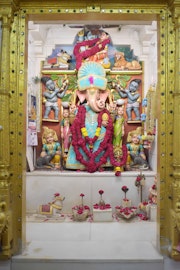 Vadtal Temple Murti Darshan