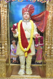 Vadtal Temple Murti Darshan