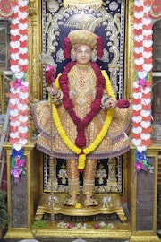 Vadtal Temple Murti Darshan