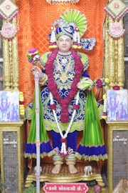 Vadtal Temple Murti Darshan