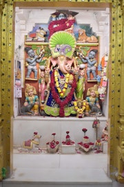 Vadtal Temple Murti Darshan