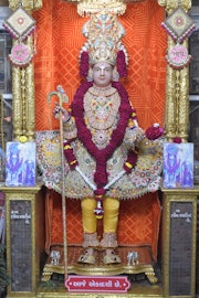 Vadtal Temple Murti Darshan