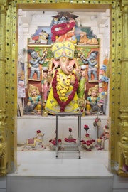 Vadtal Temple Murti Darshan