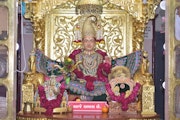 Vadtal Temple Murti Darshan