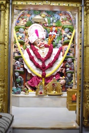 Vadtal Temple Murti Darshan