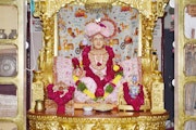 Vadtal Temple Murti Darshan