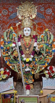 Willesden Temple Murti Darshan