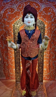 Willesden Temple Murti Darshan